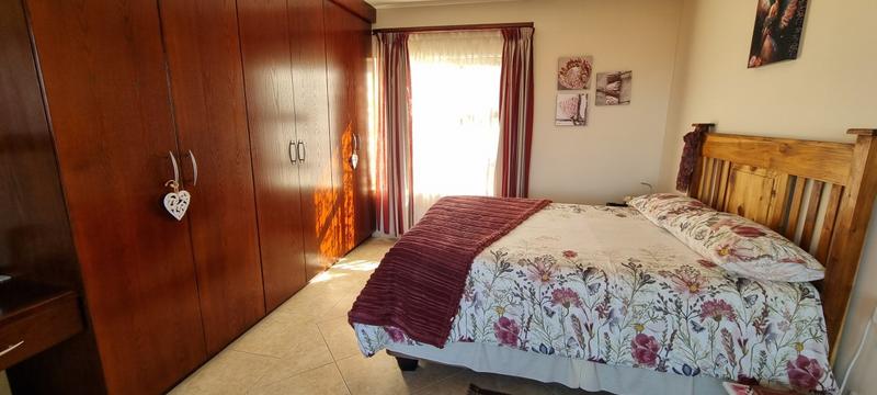 3 Bedroom Property for Sale in Reebok Western Cape